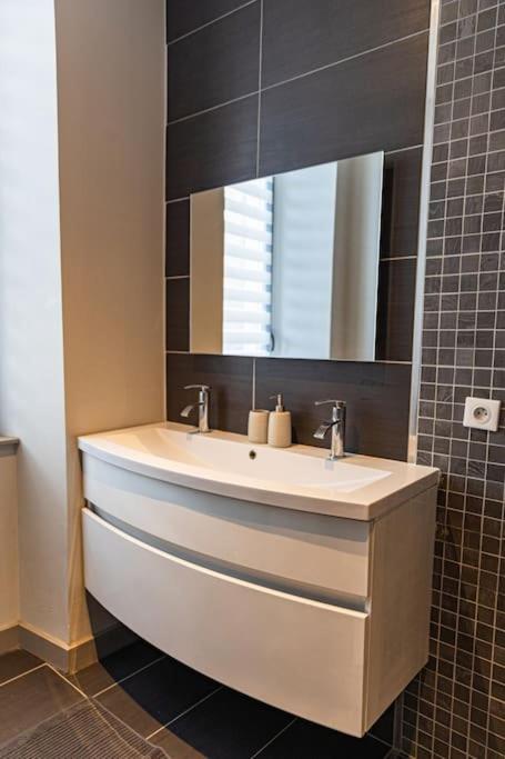 Maison De Village Barbentane Avec Spa Zewnętrze zdjęcie